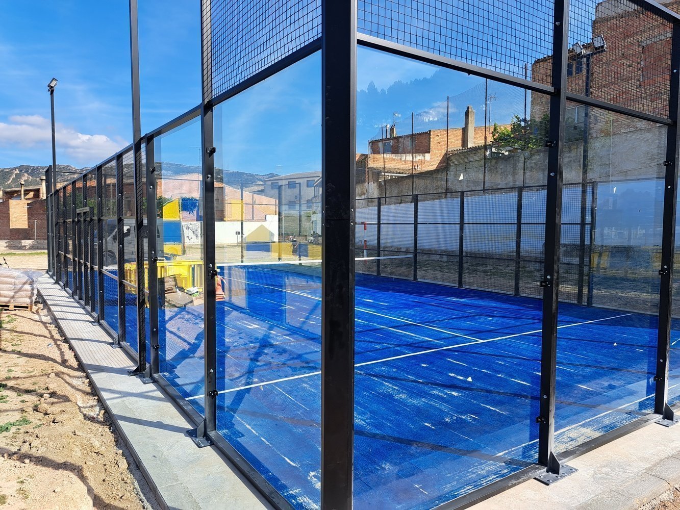 fabricante-de-pistas-de-padel04-8.jpg
