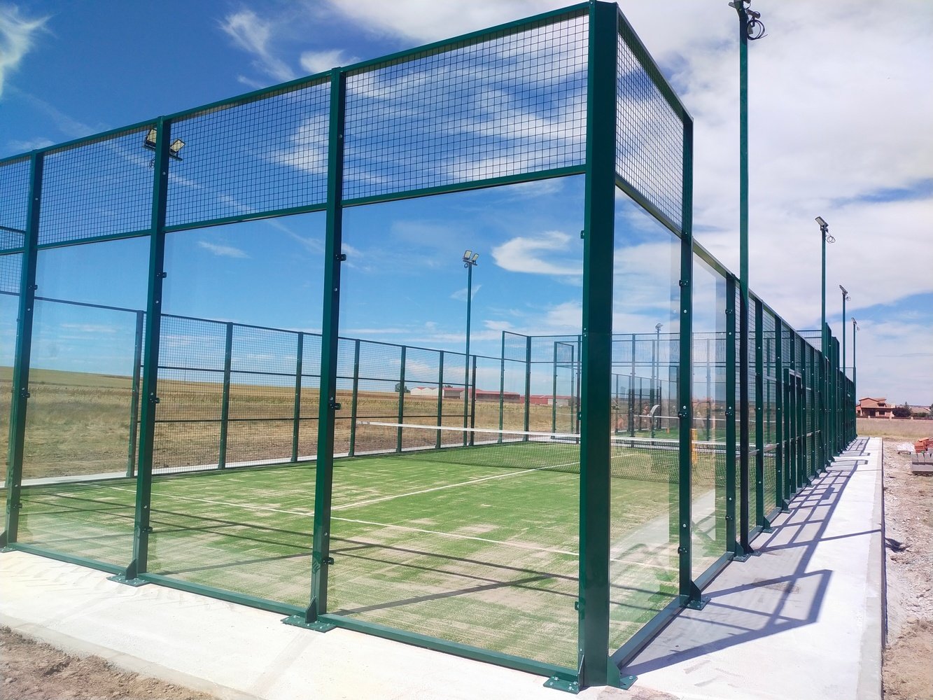 fabricante-de-pistas-de-padel06-4.jpg