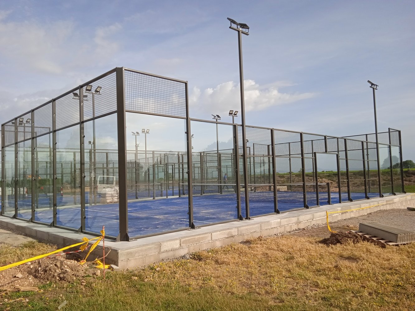 fabricante-de-pistas-de-padel08-3.jpg
