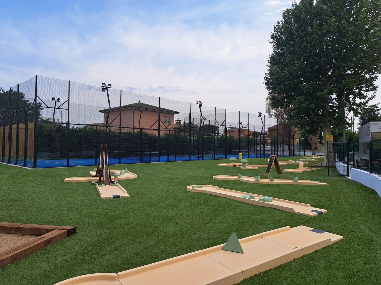 fabricante-de-pistas-de-padel13.jpg