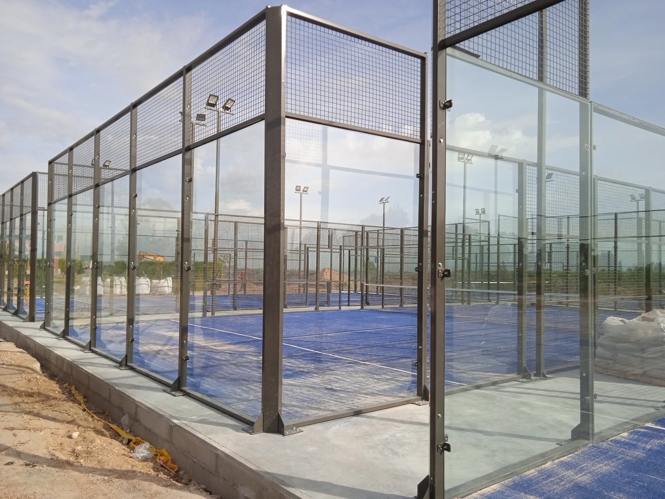 fabricante-de-pistas-de-padel17-2.jpg